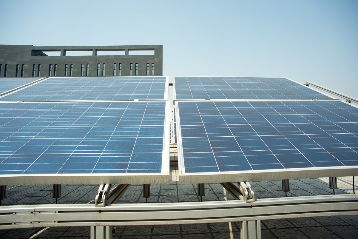 Equinix apoya cinco nuevos parques solares en España