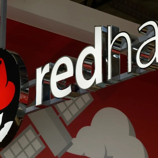 Red Hat OpenShift AI acelera la adopción de la IA generativa en toda la nube híbrida