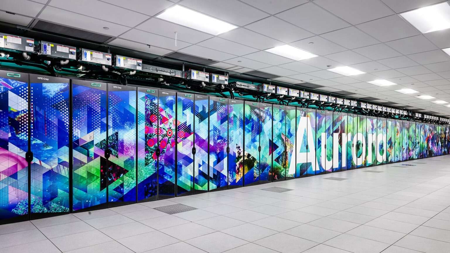 Aurora: el superordenador exaescala de Intel que marca un antes y un ...