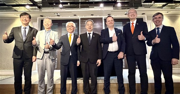 Firma del acuerdo entre SiPearl y Egis Group en Taipéi