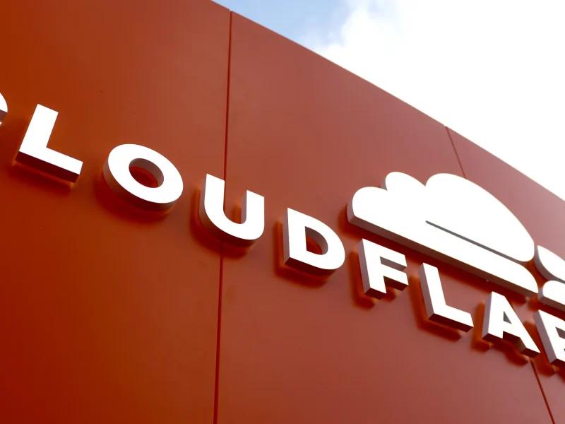 Cloudflare y Wiz anuncian su alianza en materia de seguridad basada en inteligencia artificial