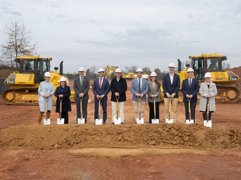 Groundbreaking-aws-datacenter