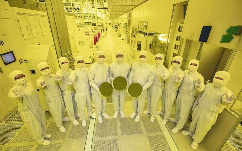 Samsung_foundrys_first_3nm_chip_production_1