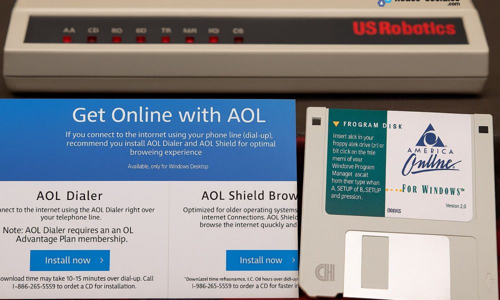 aol-modem-disquette-usrobotics