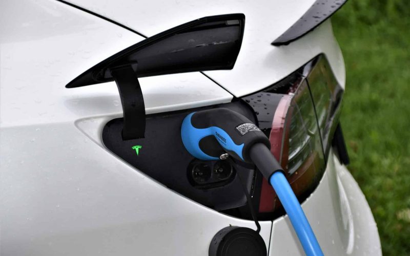 cargar-coche-electrico
