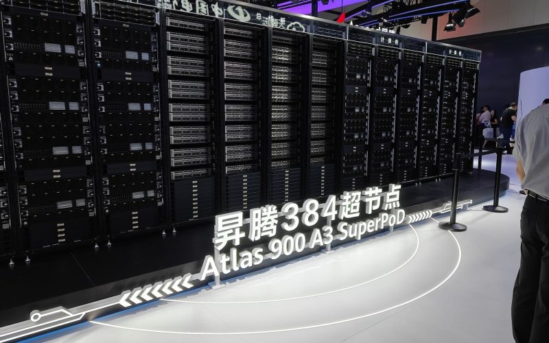 huawei CloudMatrix 384