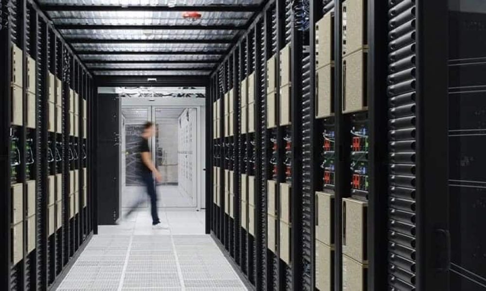 nvidia-dgx-hero-datacenter